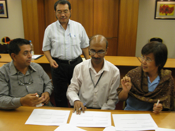 DK Signing SbKM project's Action Plan